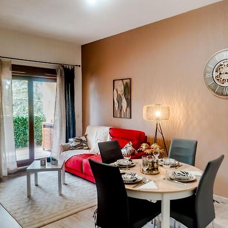 Appartement Moderne Central Avec Piscine, Garage Prive Et Terrasse Sud Uzes Bagian luar foto