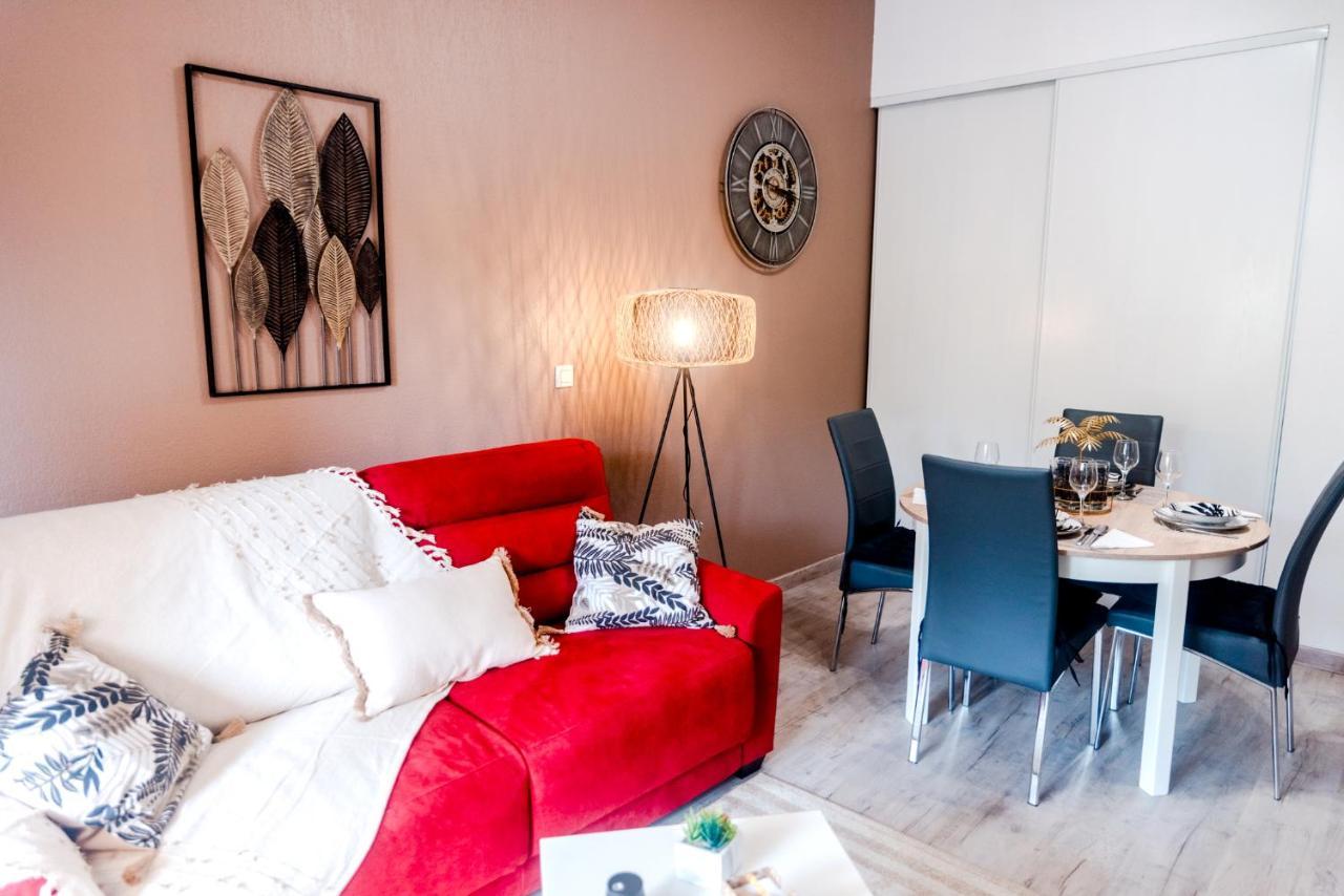 Appartement Moderne Central Avec Piscine, Garage Prive Et Terrasse Sud Uzes Bagian luar foto